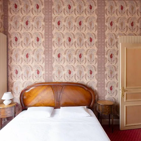 Royal By The Trocadero Apartmán